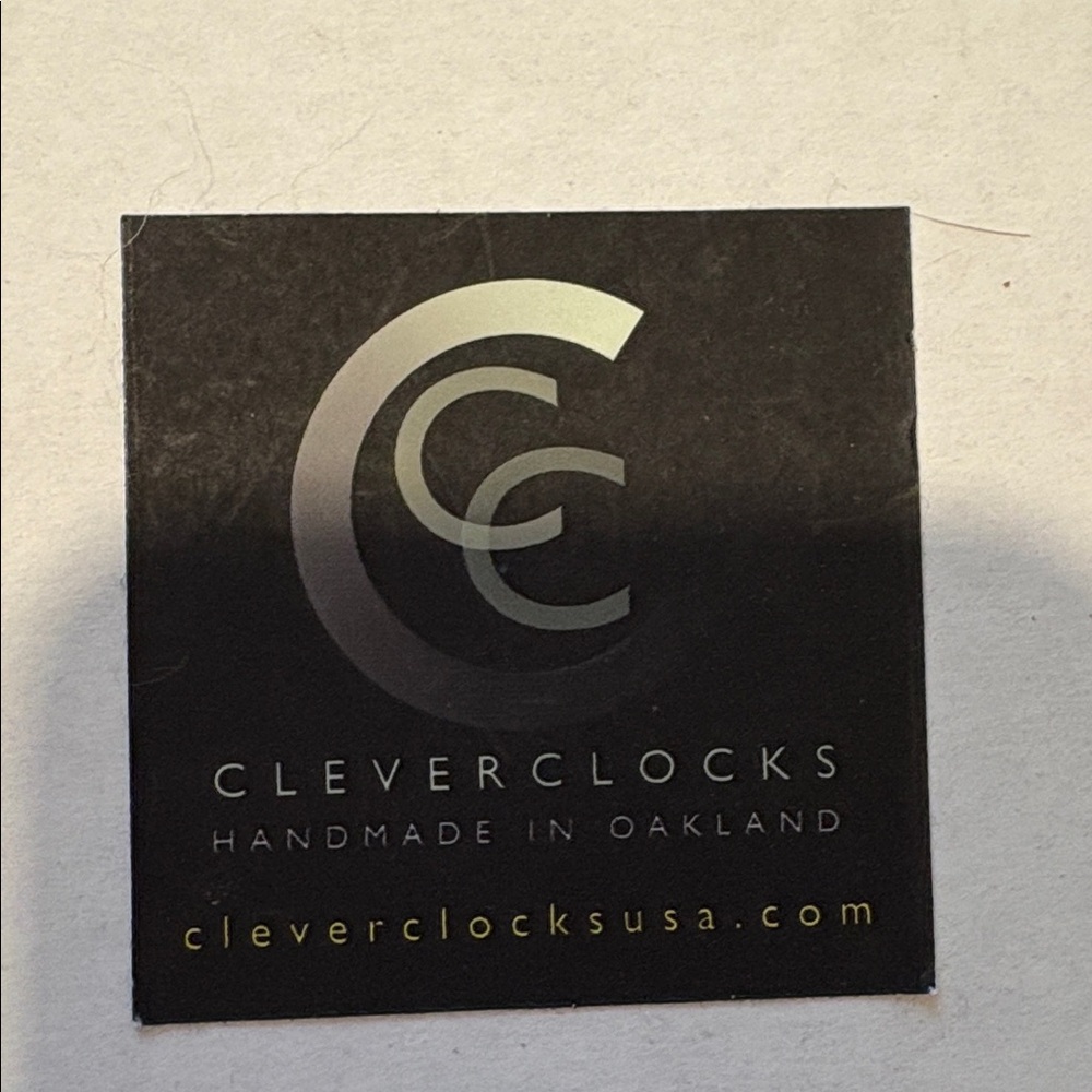 Color wheel Clock - Picture 2 of 3